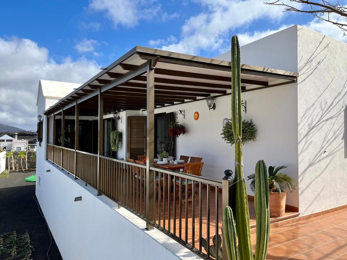 Casa Lava Villa Yaiza  Exterior photo