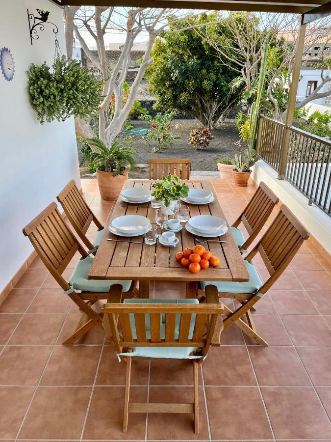 Casa Lava Villa Yaiza  Exterior photo